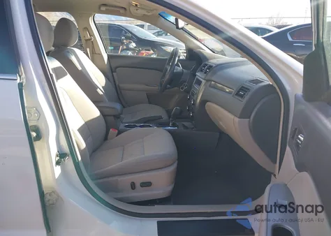 2011 Ford Fusion Sel z USA, uszkodzony, nr VIN 3FAHP0JG2BR244090